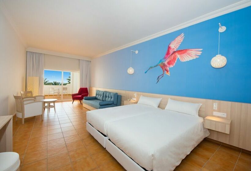 جناح جونيور, Iberostar Waves Founty Beach - All Inclusive