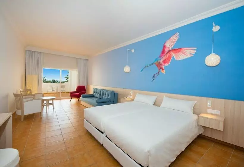 سوییت جونیور, Iberostar Waves Founty Beach - All Inclusive