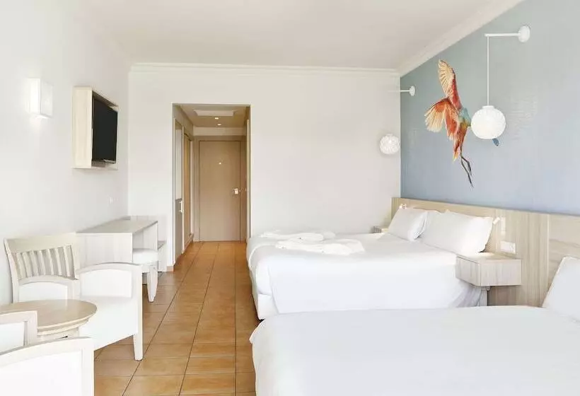 اتاق خانوادگی, Iberostar Waves Founty Beach - All Inclusive