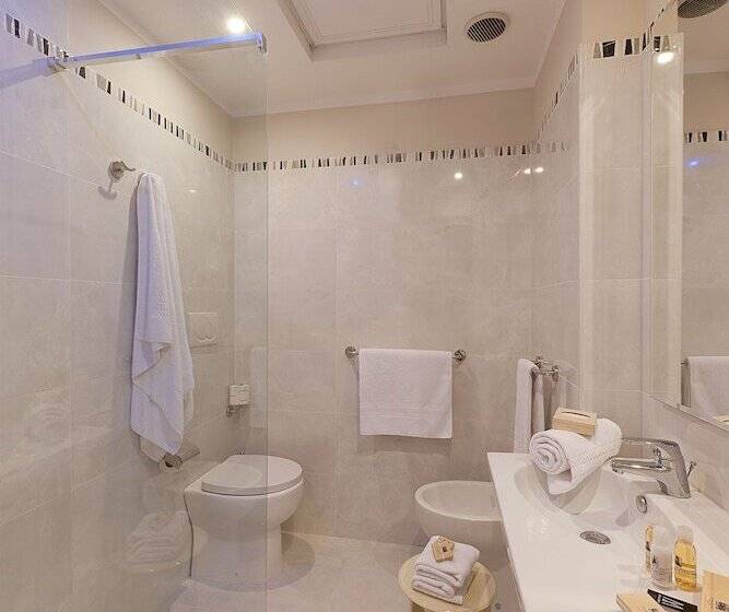 اتاق استاندارد یک نفره, Mastino