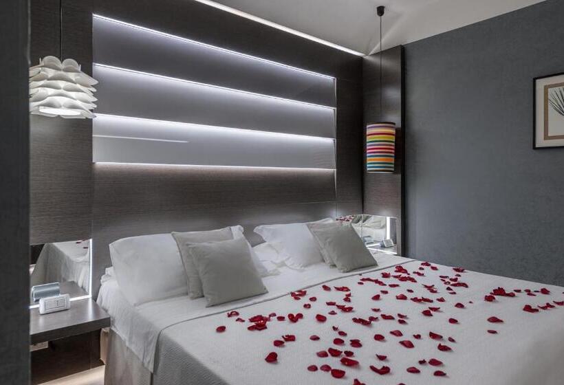 اتاق لوکس, Mastino