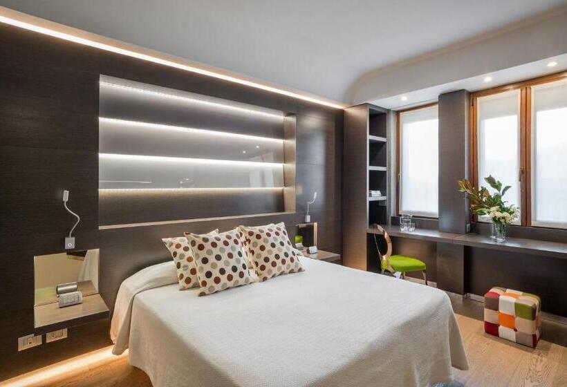 اتاق لوکس, Mastino