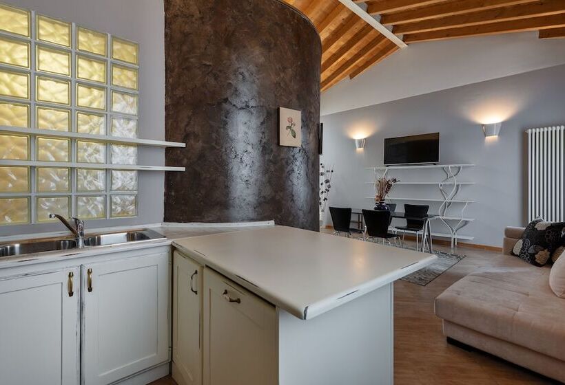 آپارتمان لوکس 1 خوابه, Mastino