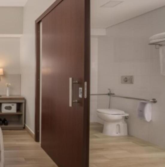 חדר סטנדרט מותאם לאדם עם מוגבלויות, Nacional De Rio Preto  Distributed By Intercity