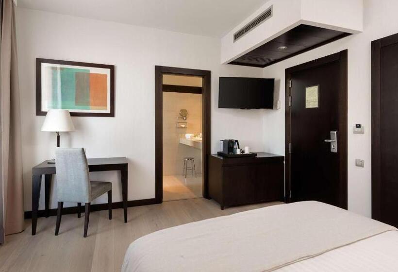 수피리어 룸, Cartagena puerto