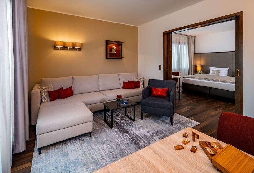 اتاق اجرایی, Park Plaza Trier