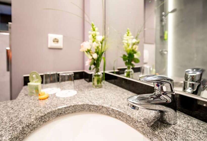 سوییت, Park Plaza Trier