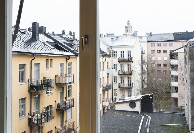 חדר סטנדרט, Rival