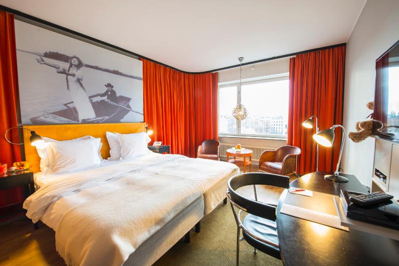 חדר דלוקס, Rival