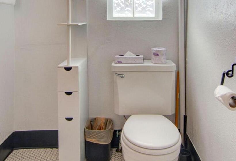 スイート, The Bristol