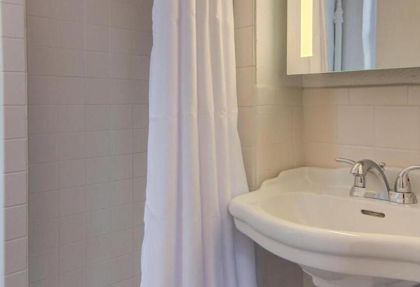 キングサイズベッドのスーペリアルーム, The Bristol