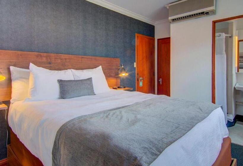 スタンダードルーム, The Bristol