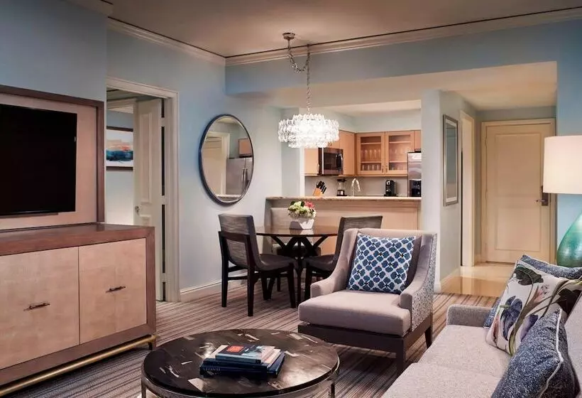 سوییت با چشم‌انداز دریا, The Ritzcarlton Key Biscayne, Miami