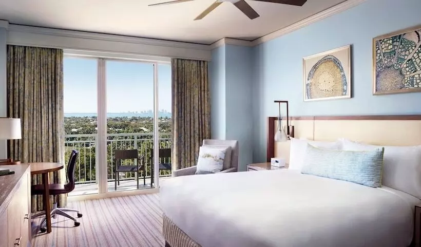 اتاق استاندارد با تخت دوبل و چشم‌انداز, The Ritzcarlton Key Biscayne, Miami