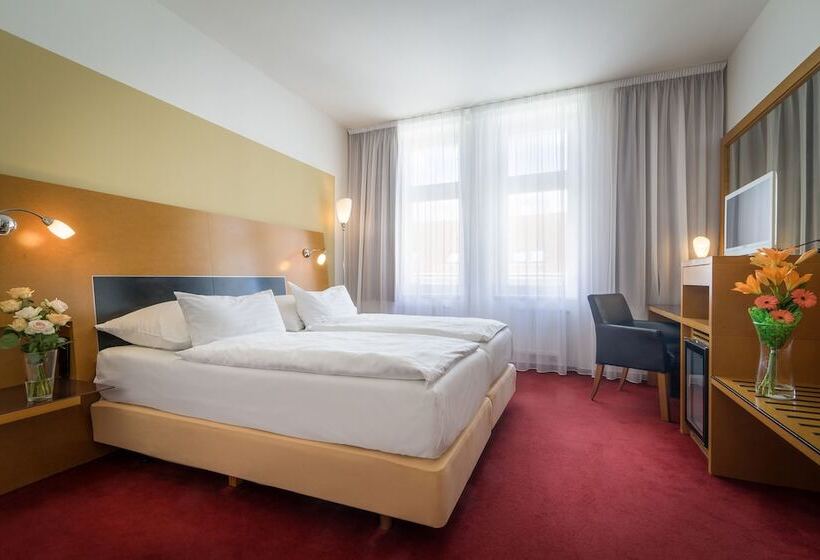 スタンダードルーム, Theatrino