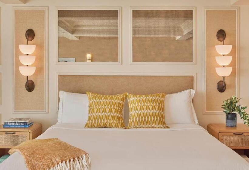 Номер Стандарт Боковой Вид на Море, Viceroy Santa Monica