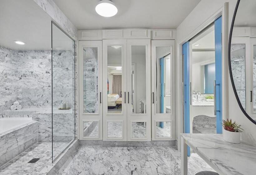 Королевский Люкс, Viceroy Santa Monica