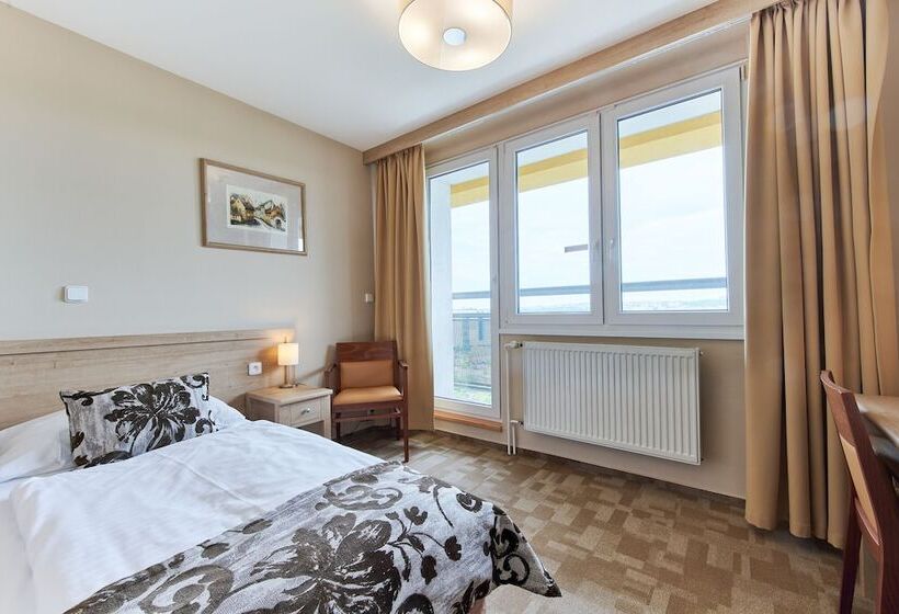 اتاق استاندارد یک نفره, Wellness Hotel Step