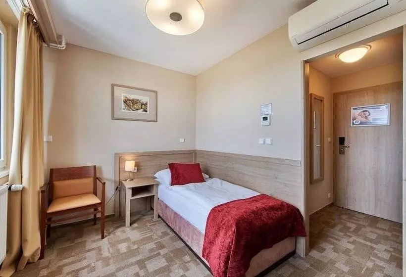 اتاق استاندارد یک نفره, Wellness Hotel Step
