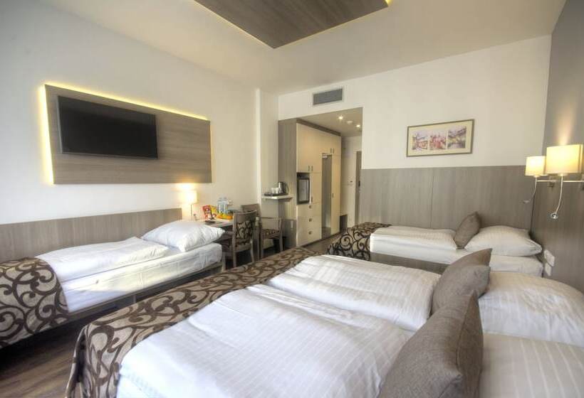 اتاق خانوادگی, Wellness Hotel Step