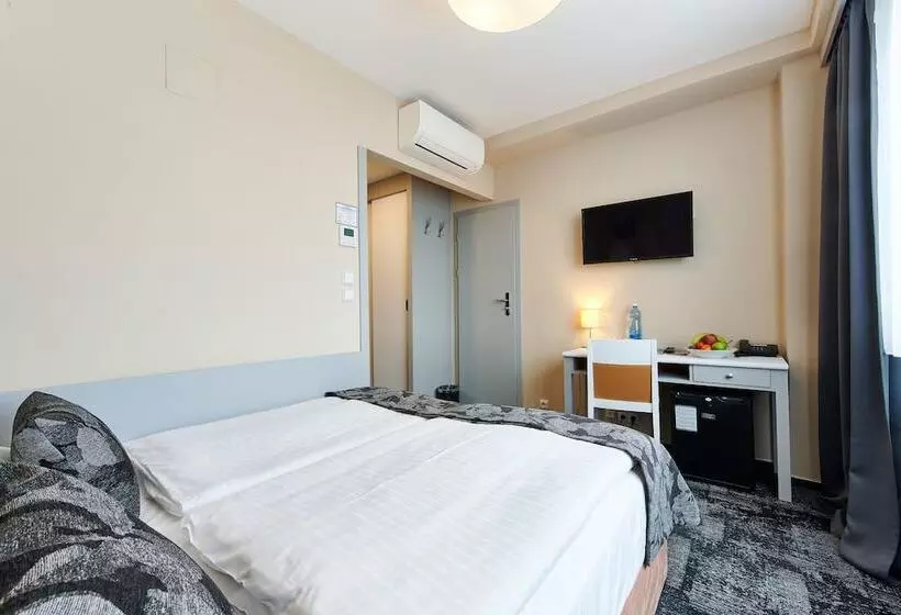 اتاق اکونومی, Wellness Hotel Step