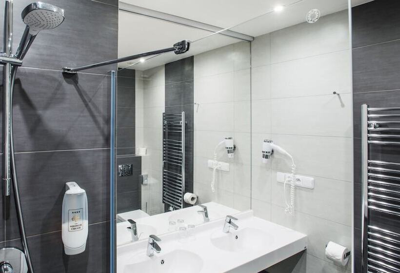 اتاق لوکس سه تخته, Wellness Hotel Step   Czech Leading Hotels