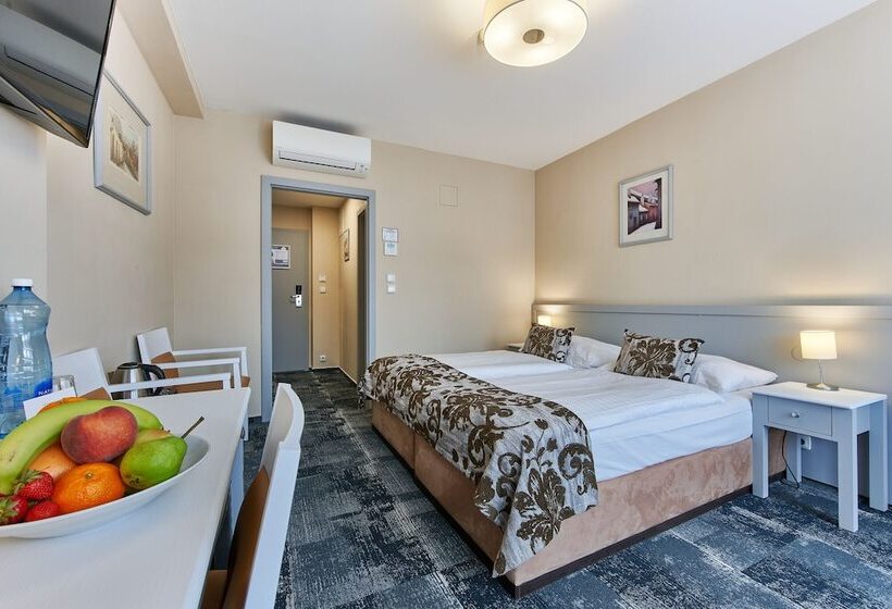 اتاق استاندارد, Wellness Hotel Step