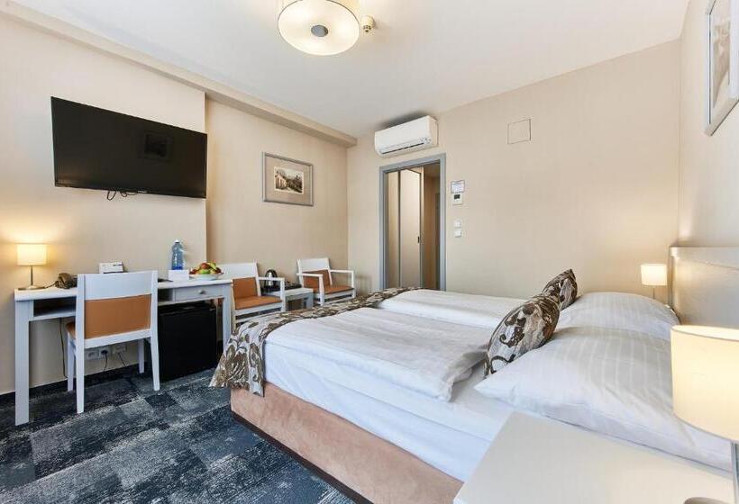 اتاق استاندارد, Wellness Hotel Step