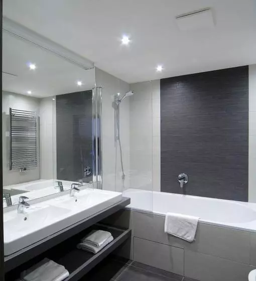 اتاق خانوادگی, Wellness Hotel Step