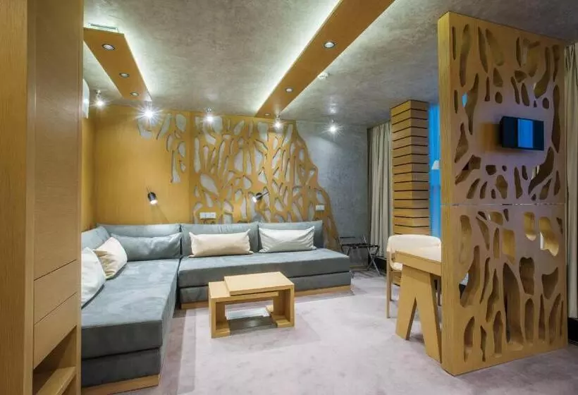 سوییت دوبلکس, Wellness Hotel Step