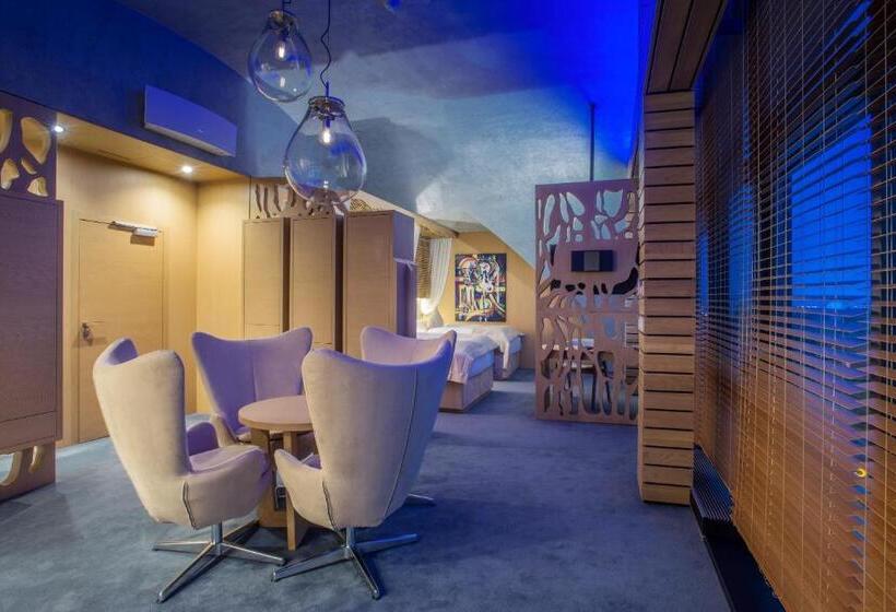 سوییت دوبلکس, Wellness Hotel Step