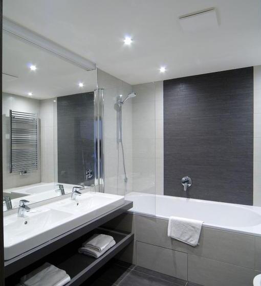 اتاق لوکس سه تخته, Wellness Hotel Step