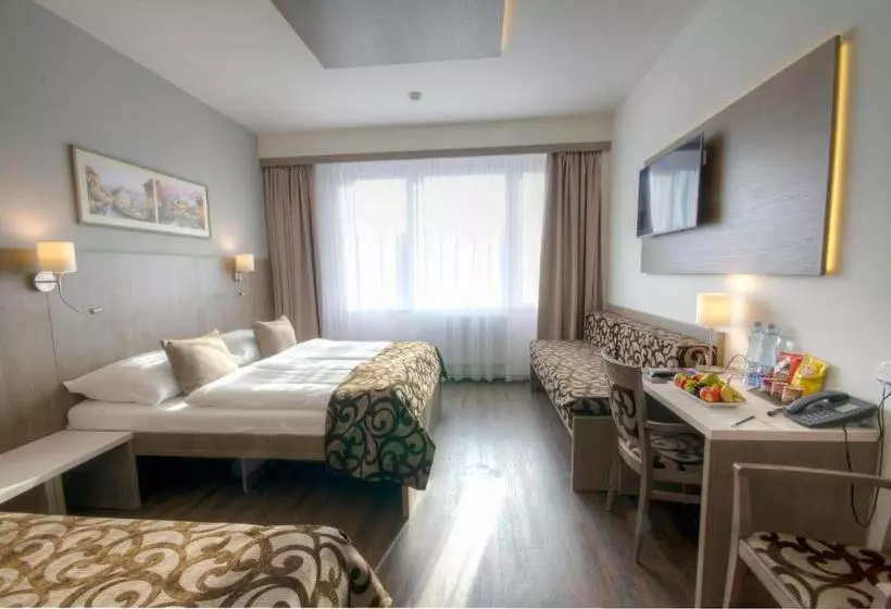 اتاق لوکس سه تخته, Wellness Hotel Step