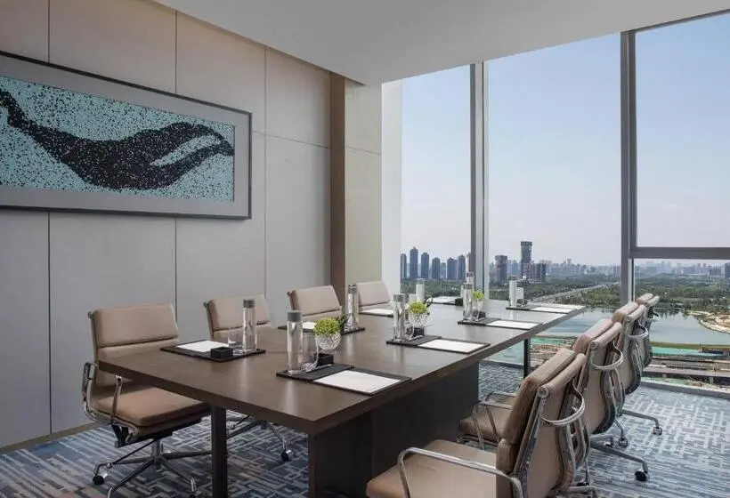 キングサイズベッドのエクゼクティブルーム, Courtyard By Marriott Chengdu South