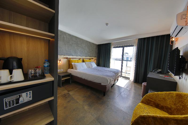 اتاق لوکس با بالکن, Ivy Hotel Adults Only