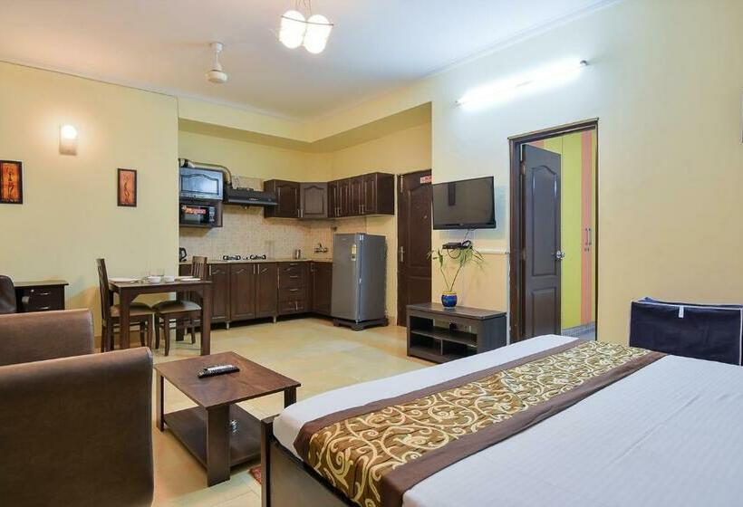 スタンダードスタジオ, Studio Serviced Apartments Near Fortis Hospital