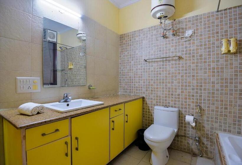 スタンダードスタジオ, Studio Serviced Apartments Near Fortis Hospital