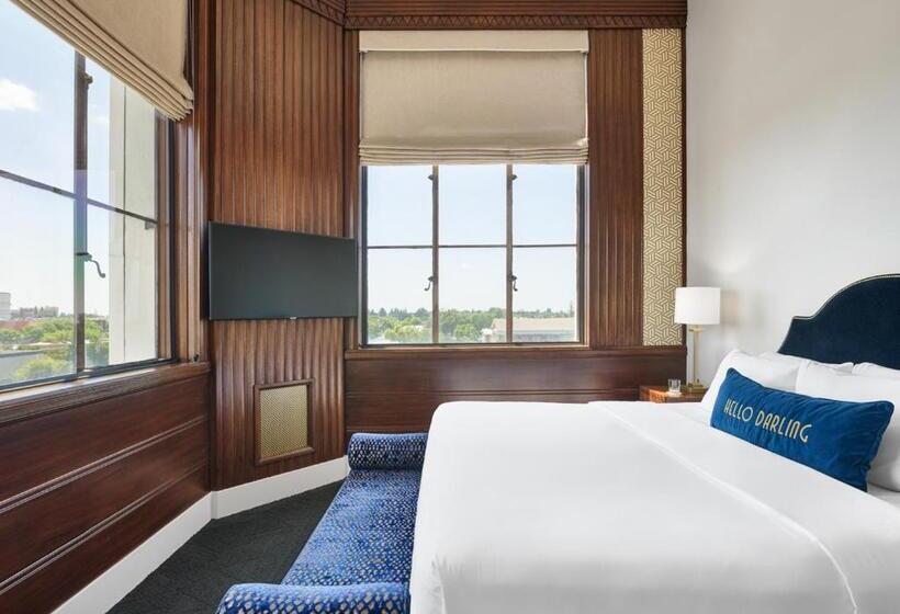 デラックススイート, The Darling