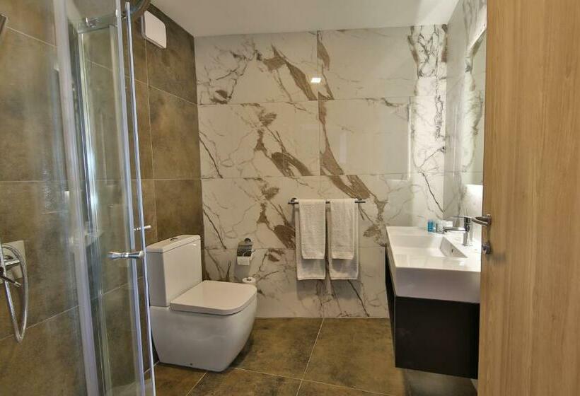 اتاق لوکس با بالکن, Ivy Hotel Adults Only