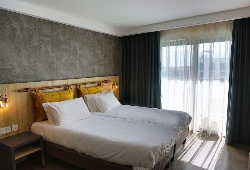 اتاق لوکس با بالکن, Ivy Hotel Adults Only