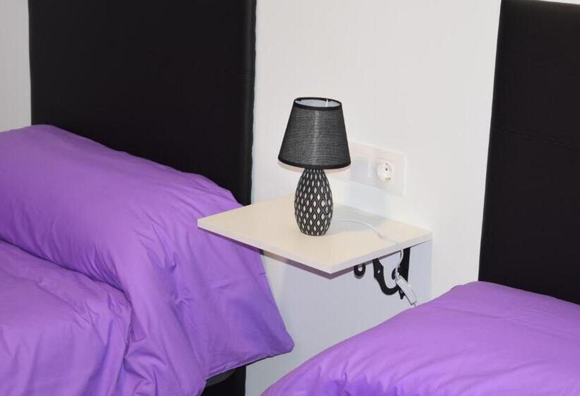 اتاق استاندارد, Pension Tasaga