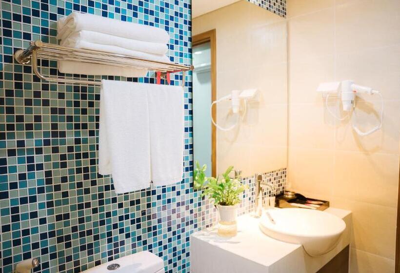 سوییت سوپریور, Ramada Hotel & Suites By Wyndham Halong Bay View
