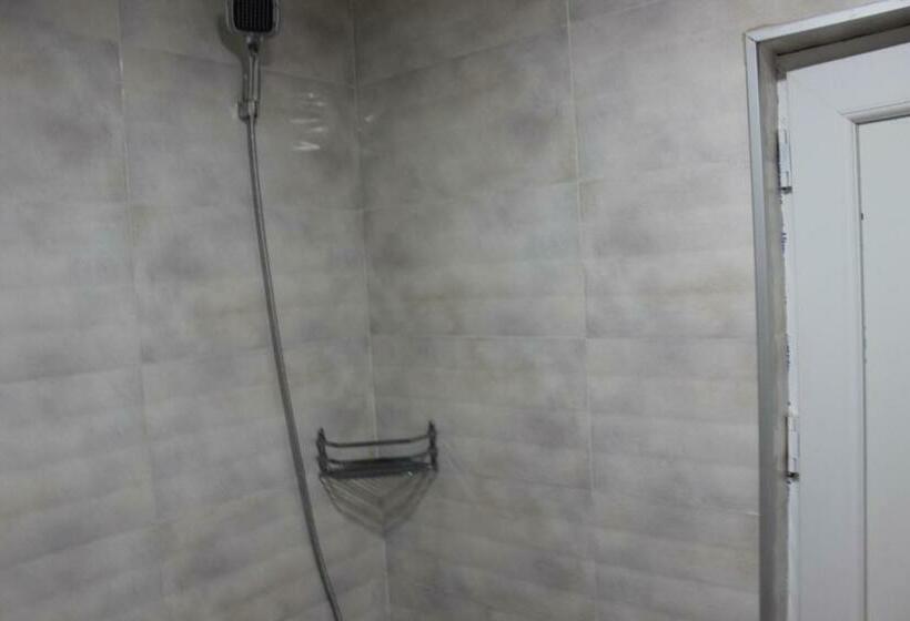 آپارتمان 1 خوابه همکف, Dino Paradise