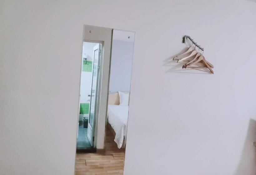 비즈니스룸, 7days Inn Shen Tech Park Subway Station Wanxiang Tiandi Branch