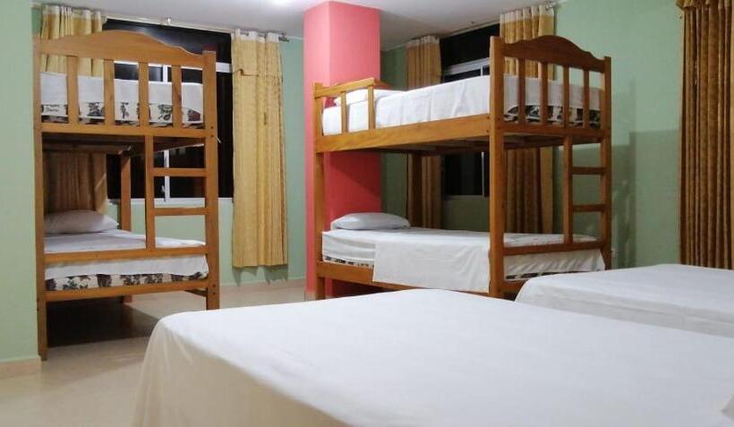 Familienzimmer seitl. Meerblick, Internacional En Atacames