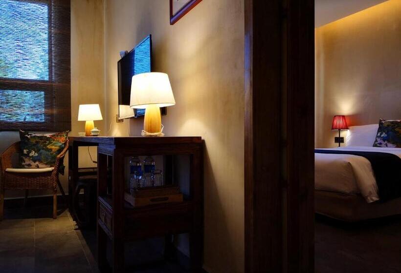 带2个卧室的套房, Top Zero