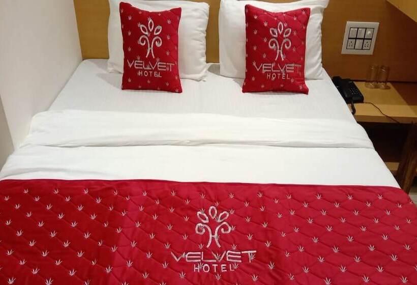 デラックスルーム, Velvet