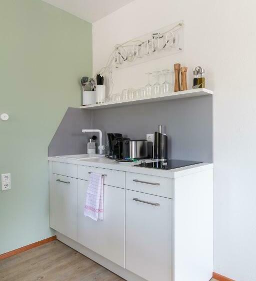 سوئیت با بالکن, Limehome Garching Bei München