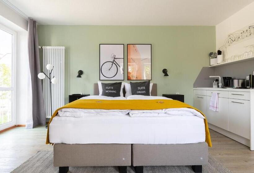 발코니가 있는 스위트, Limehome Garching Bei München