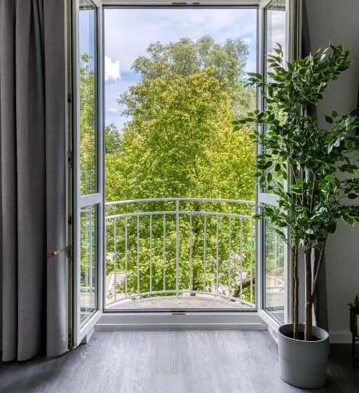 Suite amb Balconada, Limehome Garching Bei München